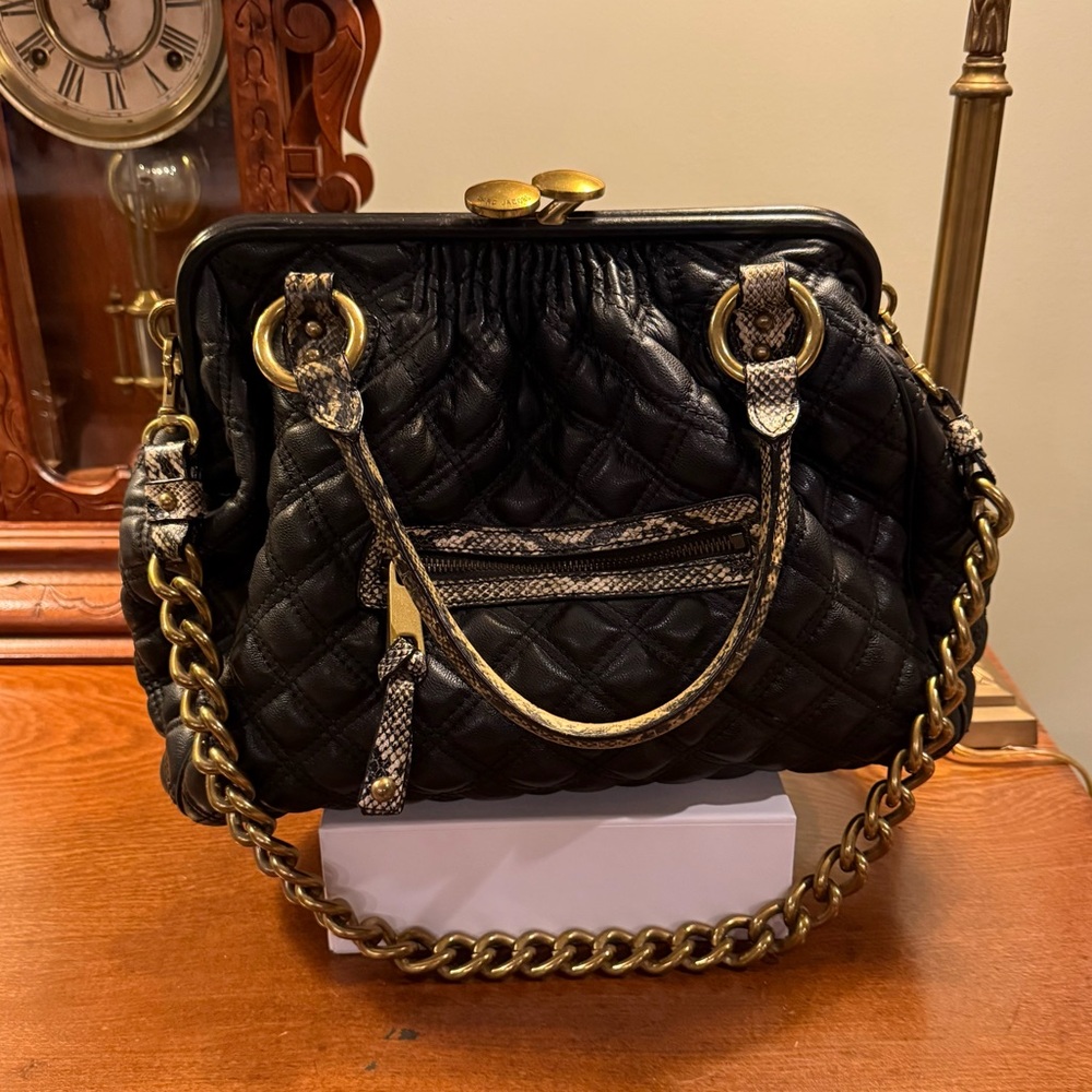 Marc Jacobs Black Leather Quilted Large Stam bag w/ Snakeskin MSRP$1,495 dustbag - Picture 3 of 13